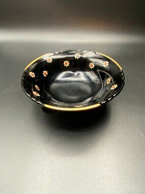 Imperial Black Amethyst 3 Toed bowl Handpainted Daisies